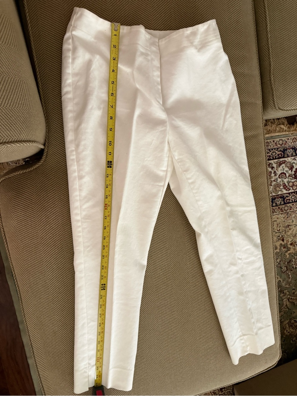 Chico's White Slim Tailored Ankle Pants